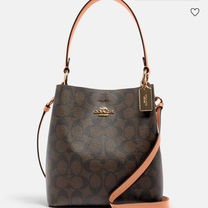 Signature Coach Bucket Bag